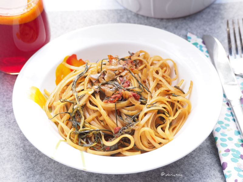 Marktfrisch - Veganes Rezept für Spaghetti mit Mönchsbart, Tomaten und Morcheln