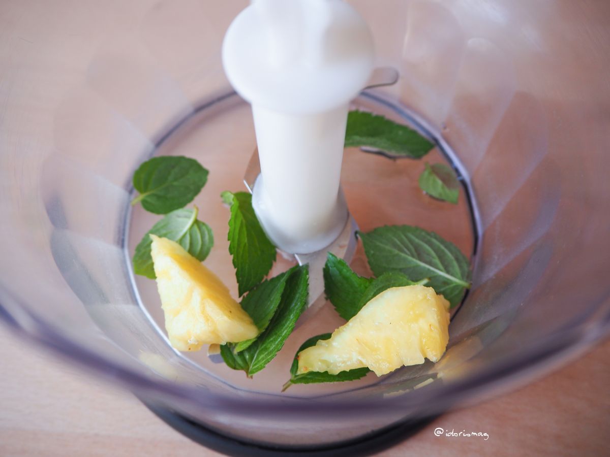 Veganes Ananas Minze Eis am Stiel - Popsicles einfach selber machen