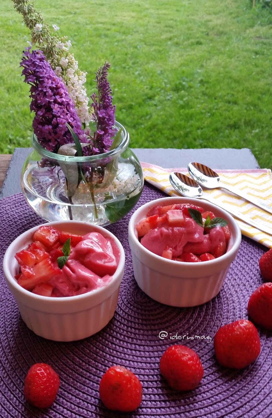 Veganes Erdbeer Eis