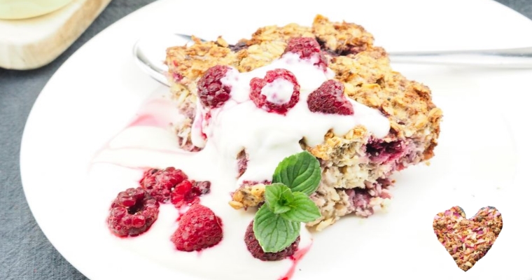 Baked Oatmeal - With raspberries, coconut flakes and chia seeds - Vegan Breakfast Recipe