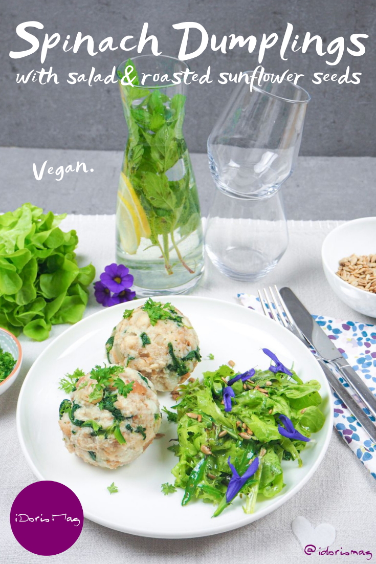 Vegan Spinach Bread Dumplings - With a salad an roasted sunflower seeds