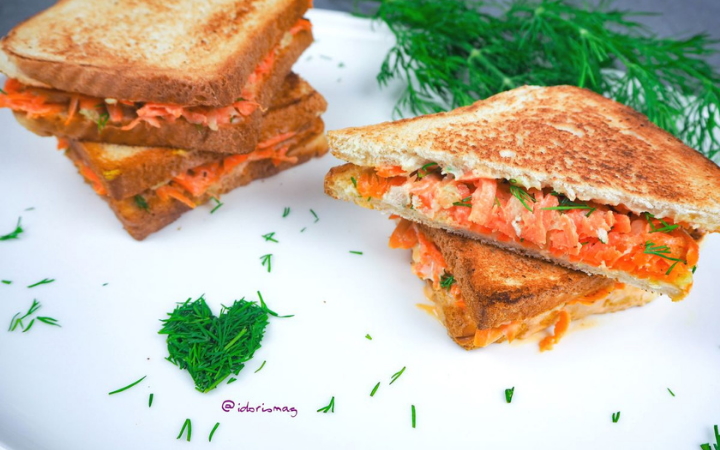 Carrot Cucumber Dill Sandwich - Vegan Recipe