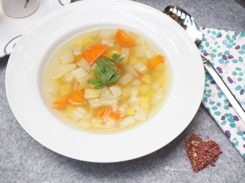 Vegan Kohlrabi Vegetable Soup - Vegan Recipe - Quick and easy - Plantbased Recipe